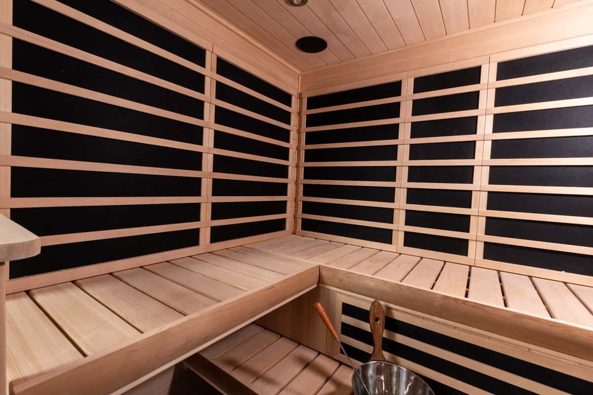 Finnleo IS565 InfraSauna – 5-Person Infrared & Traditional Sauna image 1