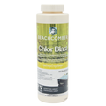 A 900g bottle of Beachcomber Chlor Blast chlorine granules, featuring a white plastic bottle with a dark yellow label, set against a plain white background.